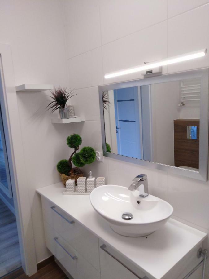 Apartament Manhattan Os.Jarzebinowe Szczecin Ngoại thất bức ảnh